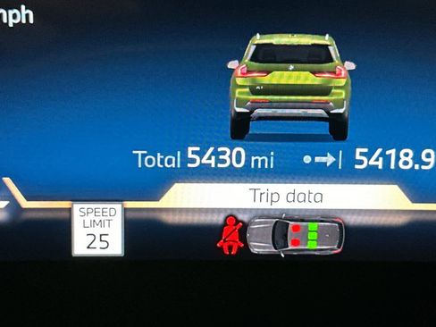 Used 2025 BMW X1 xDrive28i w/ Premium Package image 25