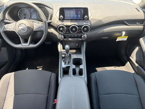 Certified 2025 Nissan Sentra S FWD image 6