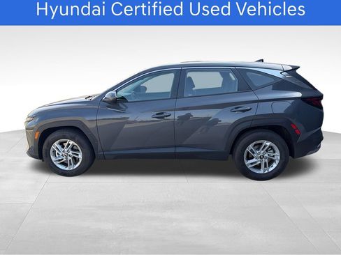 Certified 2026 Hyundai Tucson SE FWD image 2