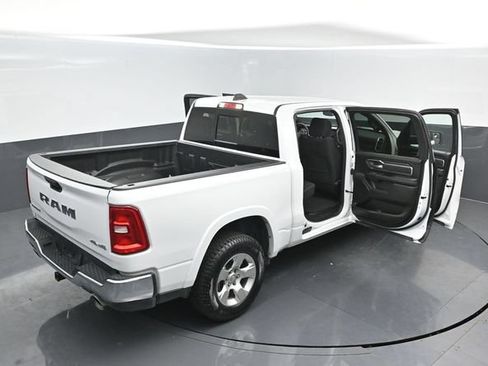 Used 2025 RAM 1500 Big Horn AWD/4WD image 30
