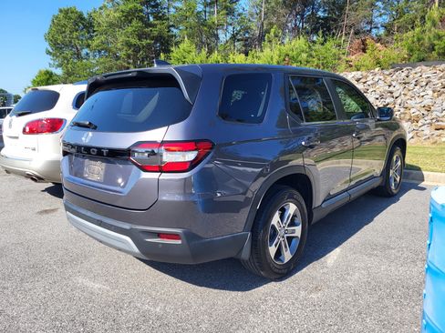 Used 2024 Honda Pilot EX-L image 4