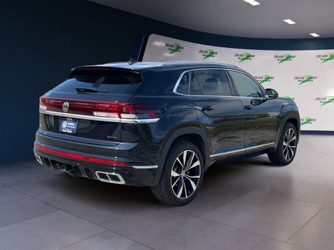 Certified 2025 Volkswagen Atlas Cross Sport SEL Premium R-Line image 8