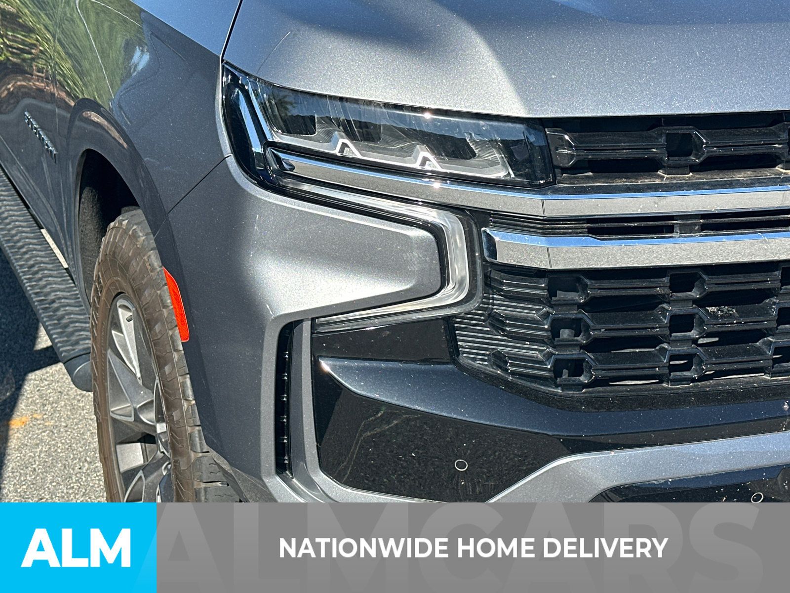 Used 2022 Chevrolet Suburban Z71 w/ Z71 Off-Road Package AWD/4WD image 4