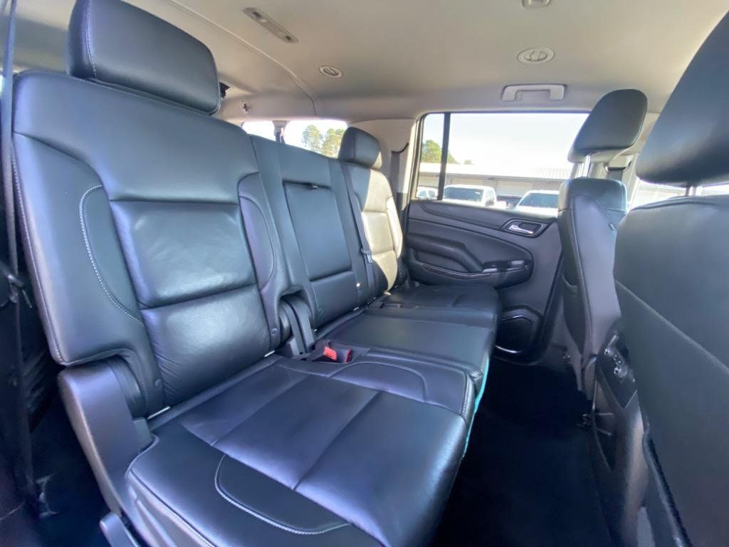 Used 2018 Chevrolet Suburban LT AWD/4WD image 10