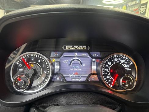 Used 2019 RAM 1500 Big Horn AWD/4WD image 19