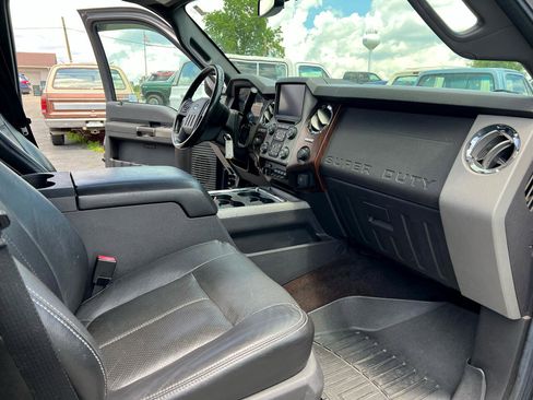 Used 2013 Ford F350 Lariat w/ Chrome Pkg image 15