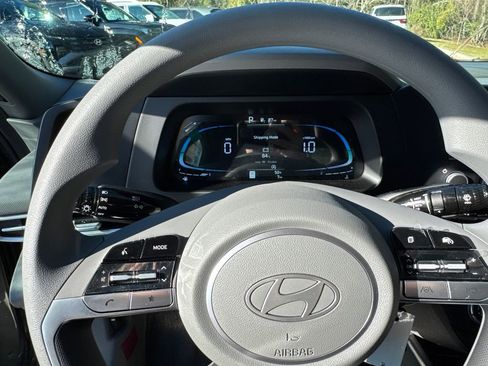 New 2026 Hyundai Elantra SE FWD image 16