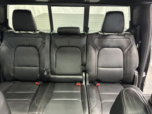 Used 2019 RAM 1500 Limited AWD/4WD image 11