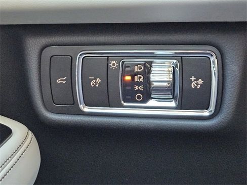 New 2026 Lincoln Aviator 2WD image 21