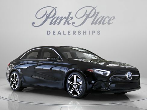 Used 2022 Mercedes-Benz A 220 image 33