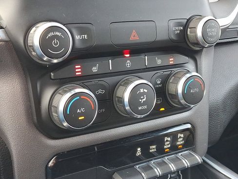 Used 2022 RAM 1500 Big Horn image 15