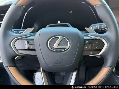 Used 2024 Lexus RX 350 w/ Convenience Package image 12