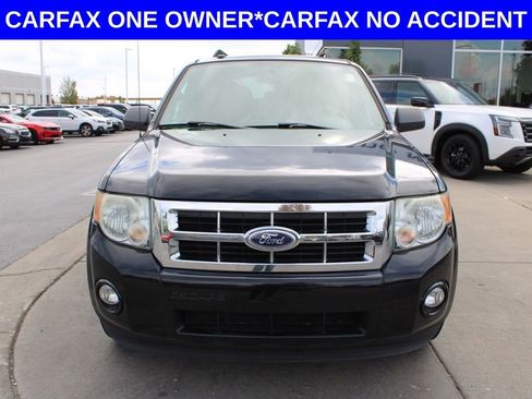 Used 2010 Ford Escape XLT image 2