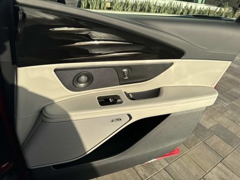 New 2026 Lincoln Nautilus Premier w/ Equipment Group 102A AWD/4WD image 16