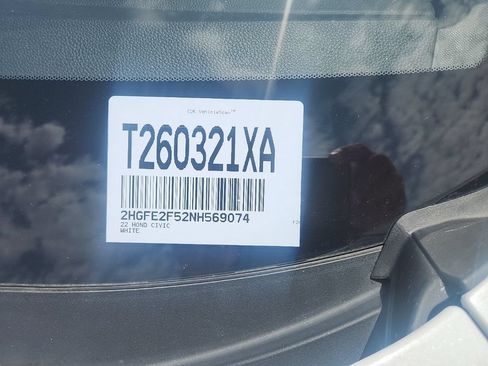 Used 2022 Honda Civic Sport image 5