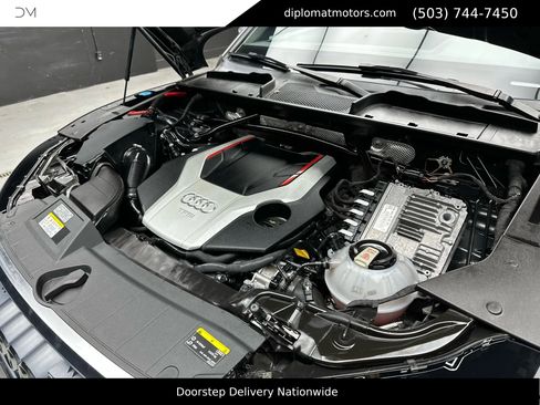 Used 2020 Audi SQ5 Premium Plus w/ Premium Plus Package image 46