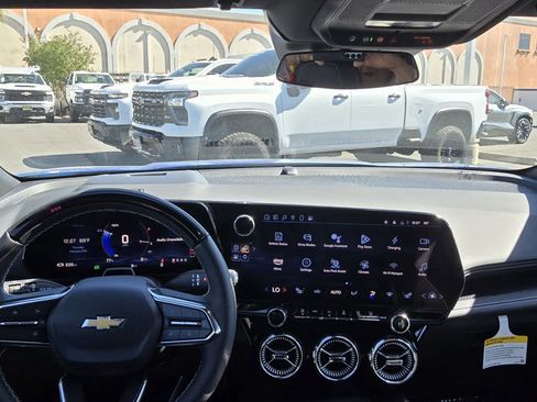 Used 2025 Chevrolet Blazer EV LT w/ Super Cruise Package AWD/4WD image 37