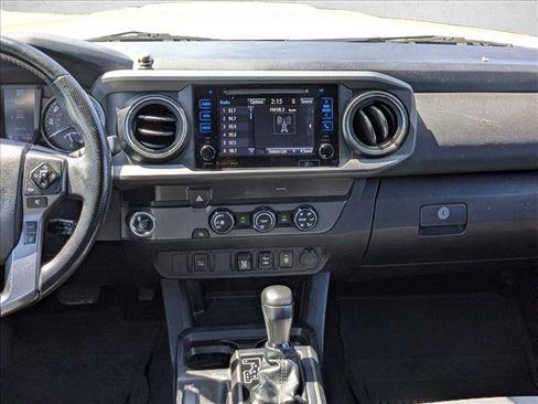 Used 2019 Toyota Tacoma TRD Sport RWD image 14