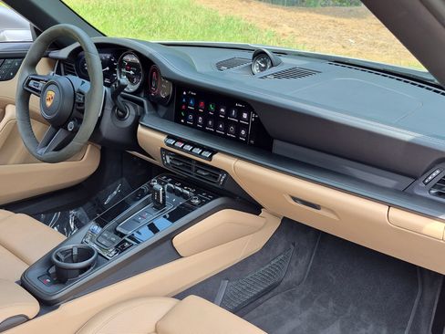 Certified 2023 Porsche 911 Carrera 4 GTS AWD/4WD image 27