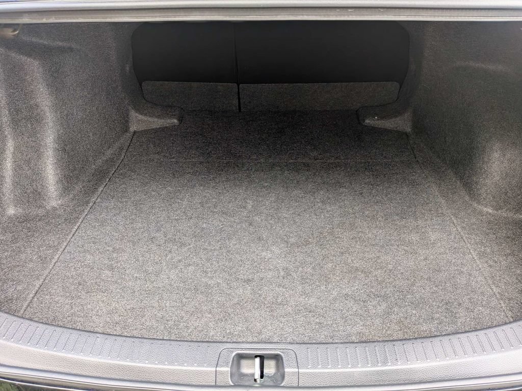 Used 2025 Toyota Corolla LE FWD image 13