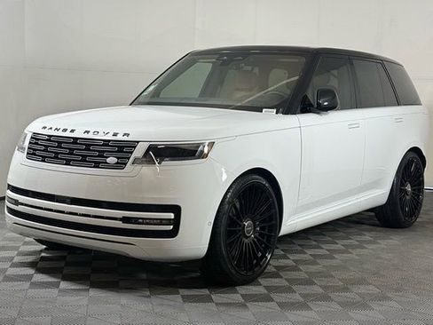New 2026 Land Rover Range Rover SE image 2
