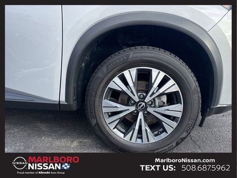 Certified 2023 Nissan Rogue SV image 10