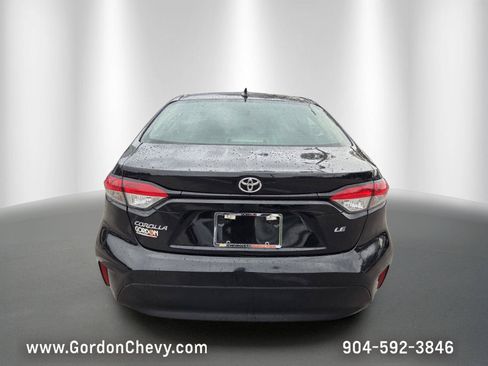 Used 2024 Toyota Corolla LE FWD image 4