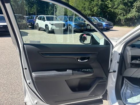 Used 2024 Honda CR-V EX image 11