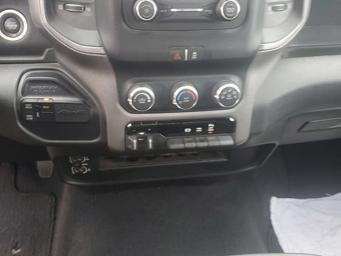 Used 2020 RAM 3500 Tradesman AWD/4WD image 14
