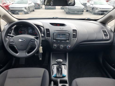 Used 2017 Kia Forte LX w/ LX Popular Package image 16