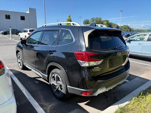 Certified 2024 Subaru Forester Touring AWD/4WD image 4
