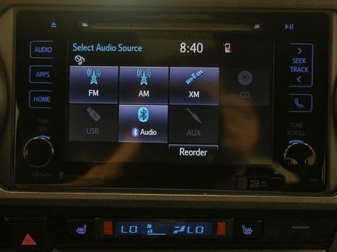 Used 2017 Toyota Tacoma TRD Sport image 27