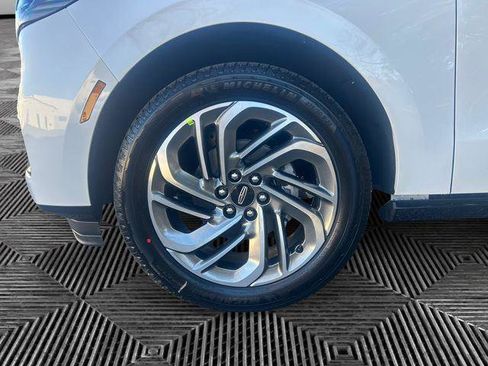 New 2026 Lincoln Navigator Reserve AWD/4WD image 14
