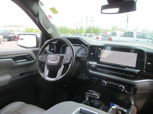 Used 2022 GMC Sierra 1500 SLT w/ SLT Premium Package image 26