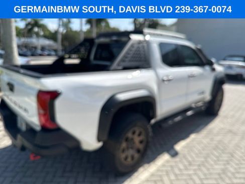 Used 2025 Toyota Tacoma 4x4 Double Cab Hybrid image 5