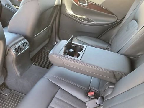 Used 2017 INFINITI QX50 AWD w/ Premium Plus Package image 31