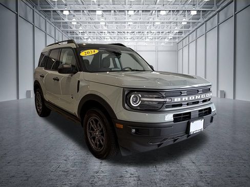 Used 2024 Ford Bronco Sport Big Bend w/ Convenience Package AWD/4WD image 4