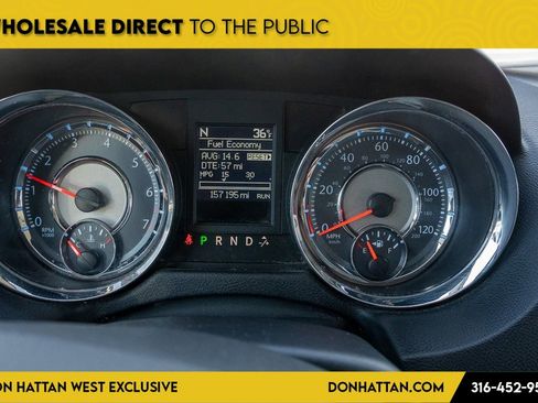 Used 2012 Chrysler Town & Country Touring-L w/ Entertainment Group #2 image 7