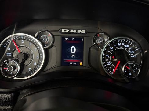 Used 2024 RAM 2500 Big Horn w/ Protection Group image 19