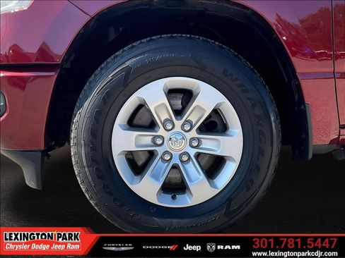 Used 2023 RAM 1500 Laramie AWD/4WD image 34