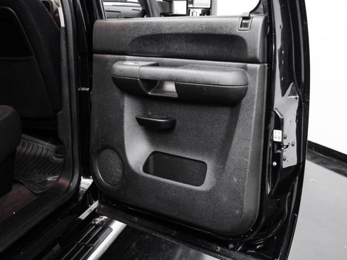 Used 2014 Chevrolet Silverado 3500 LT w/ Texas Edition image 42