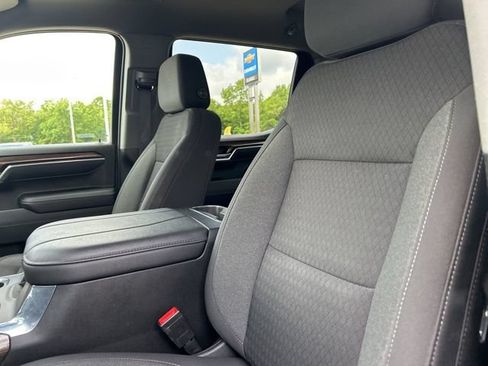Used 2023 Chevrolet Silverado 1500 RST AWD/4WD image 37