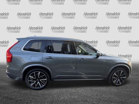 Used 2020 Volvo XC90 T6 Momentum image 11