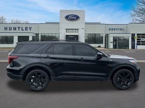 Used 2024 Ford Explorer ST-Line w/ Class IV Trailer Tow Package AWD/4WD image 6