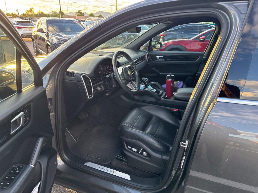 Used 2019 Porsche Cayenne AWD/4WD image 7