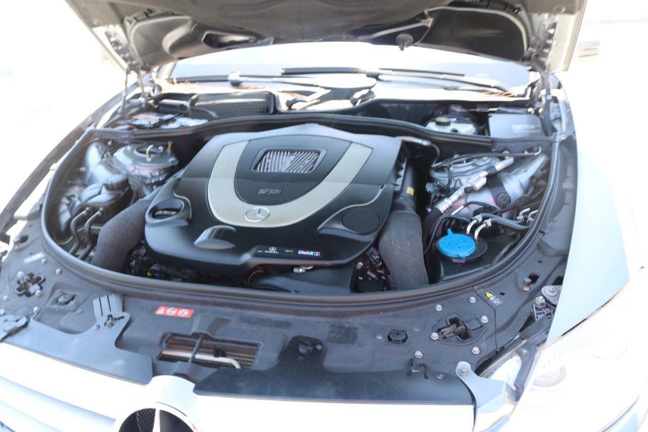 Used 2010 Mercedes-Benz CL 550 4MATIC image 26