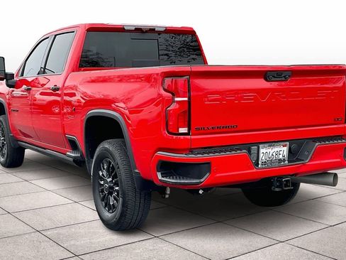 Used 2024 Chevrolet Silverado 2500 LTZ w/ LTZ Plus Package image 12