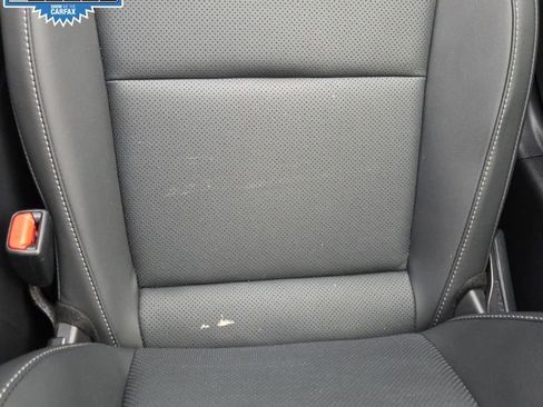 Used 2025 Toyota Prius XLE image 32