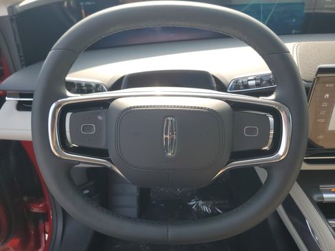 New 2026 Lincoln Nautilus Reserve AWD/4WD image 16