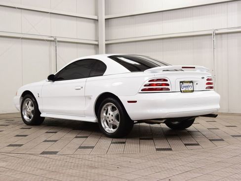 Used 1994 Ford Mustang Cobra RWD image 6